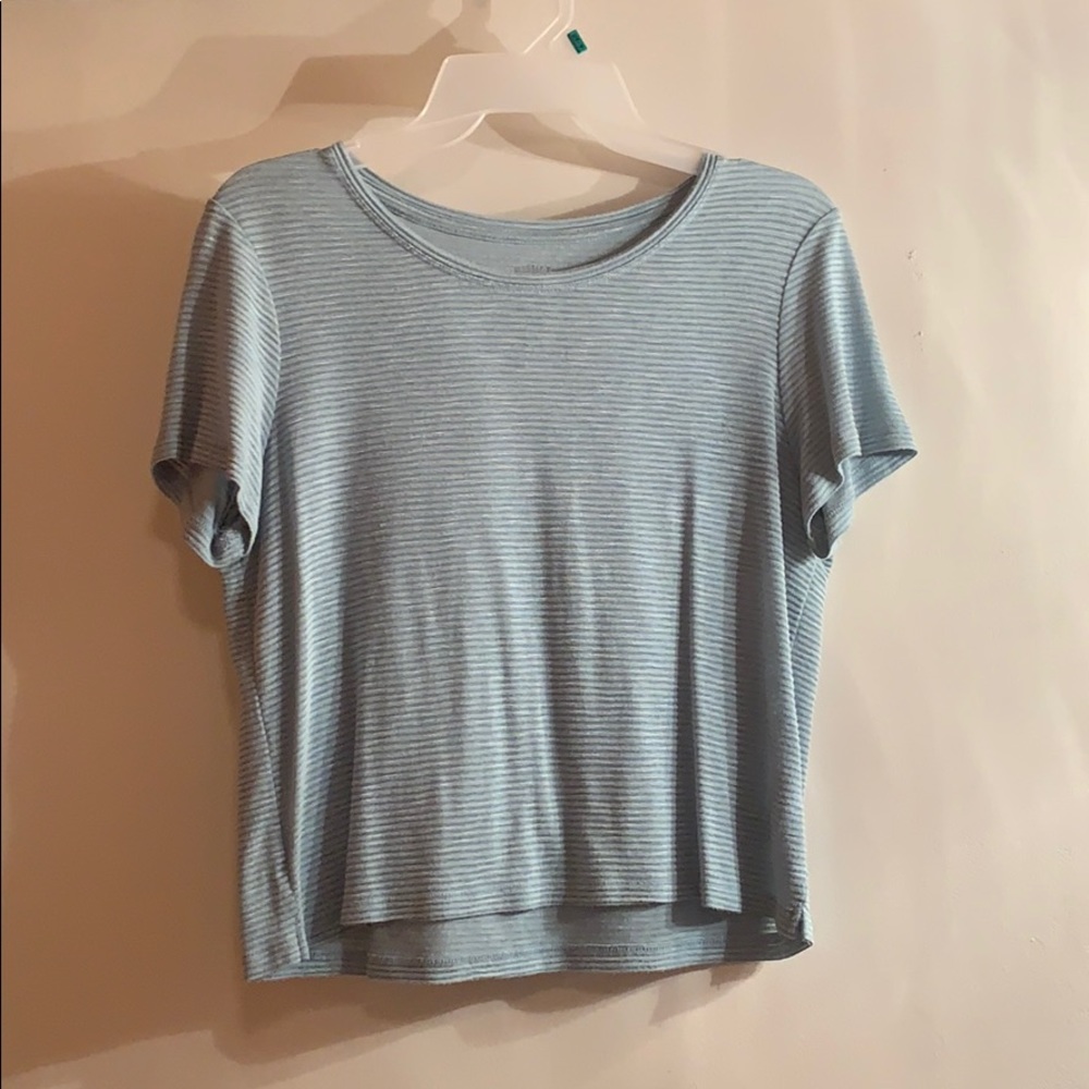 Light blue Aéropostale t-shirt